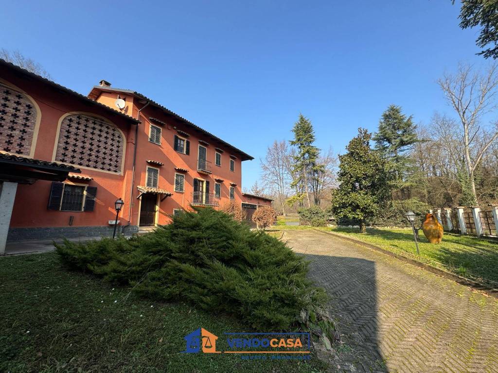Villa a Costigliole d'asti in Strada Chiaberto, 10 - Foto 2