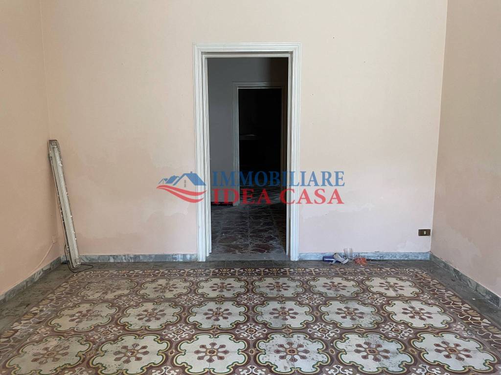 Appartamento a Francavilla fontana in Via Savoia - Foto 4