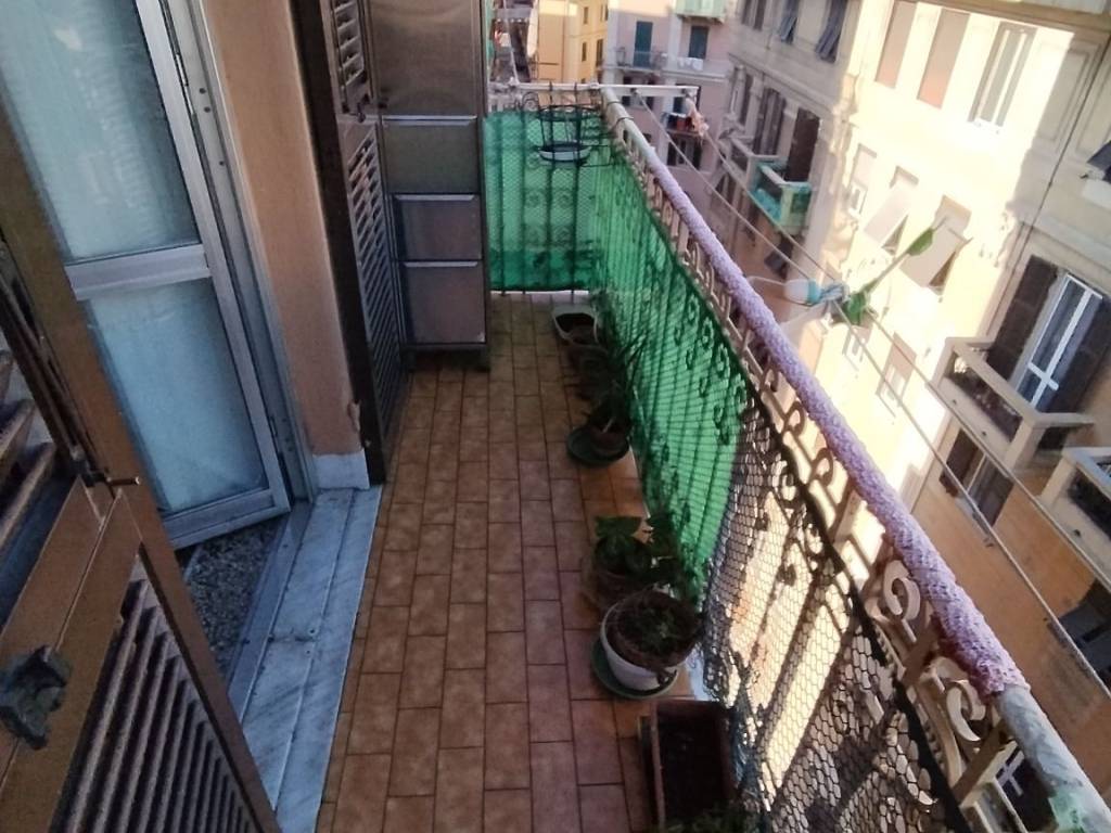 Appartamento a Genova in Via Antonio Cantore, 41 - Foto 3
