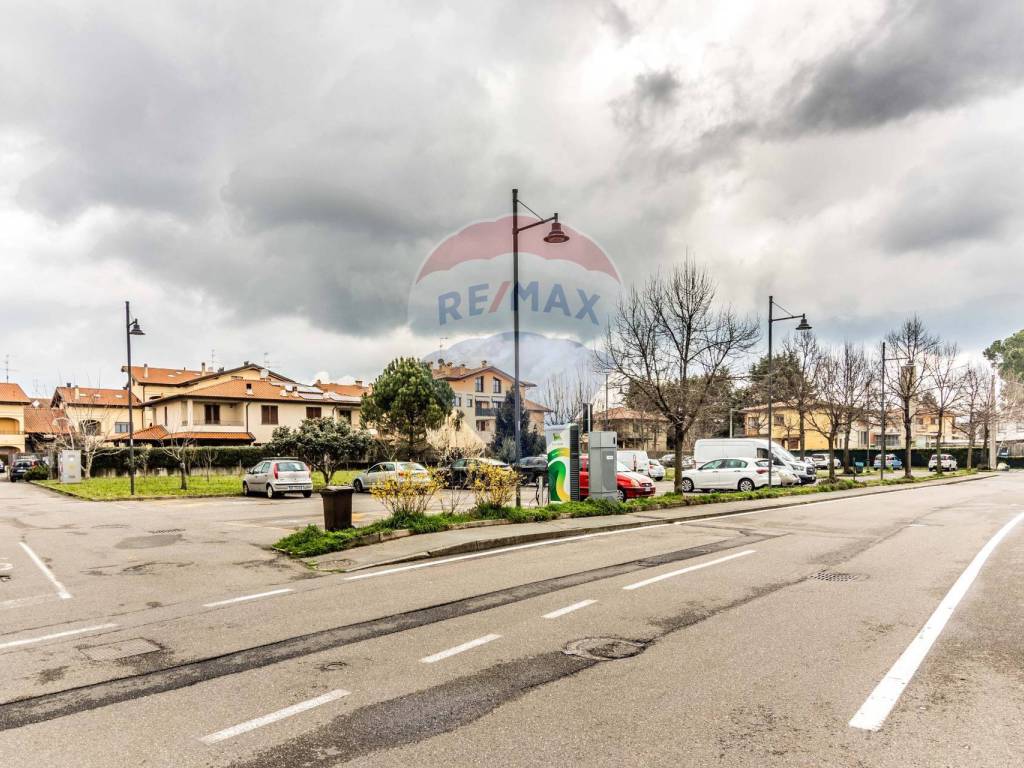 Appartamento a Tradate in VIA SABOTINO, 21 - Foto 2