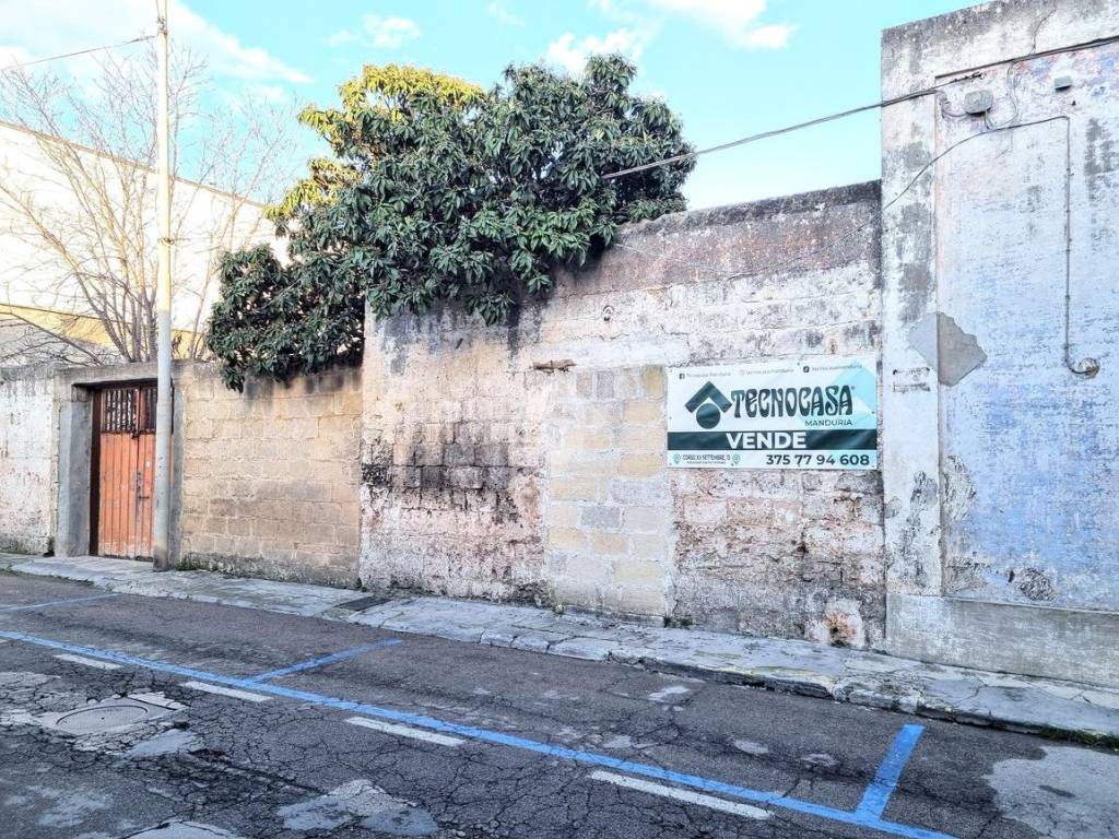 Casa indipendente a Manduria in Via Salvatore Gigli - Foto 2