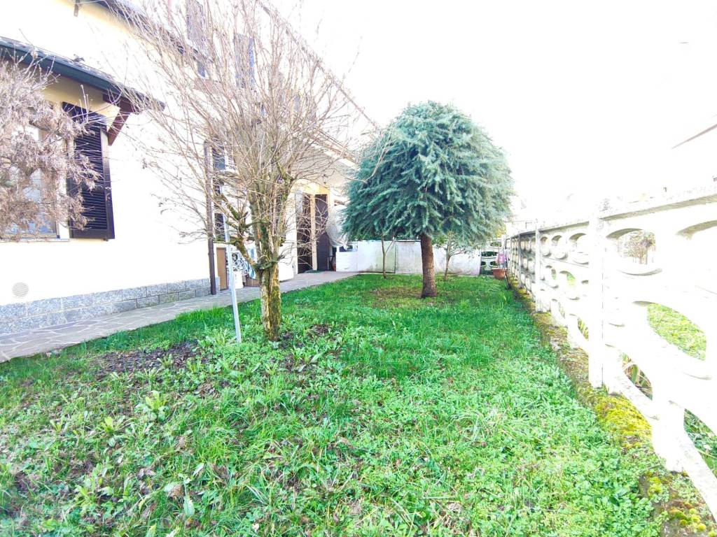 Villa a Monte cremasco in Via Giuseppe Garibaldi - Foto 2