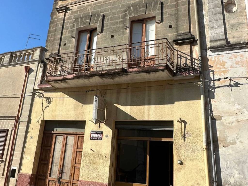 Appartamento a Lizzano in Corso Vittorio Emanuele, 90 - Foto 2