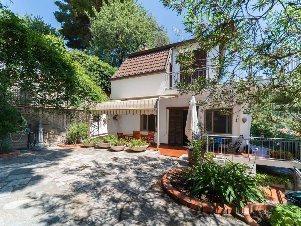 Villa a Andora in Via San Damiano, 42 - Foto 2