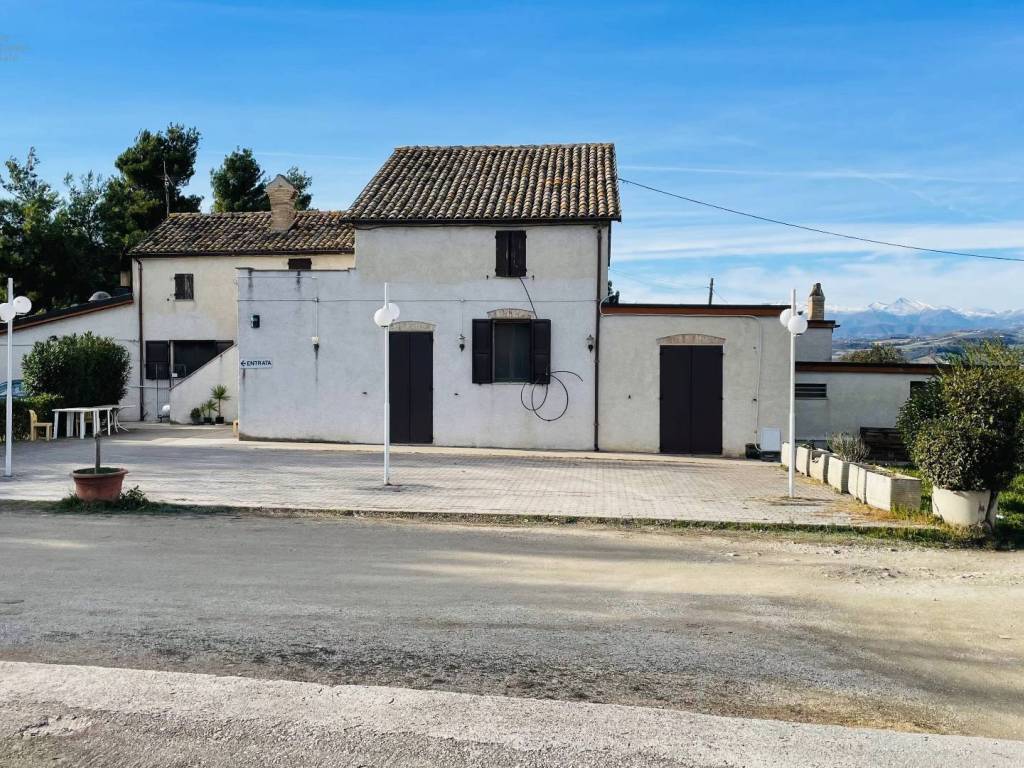 Rustico / casale a Ancarano in Contrada Tronto - Foto 2