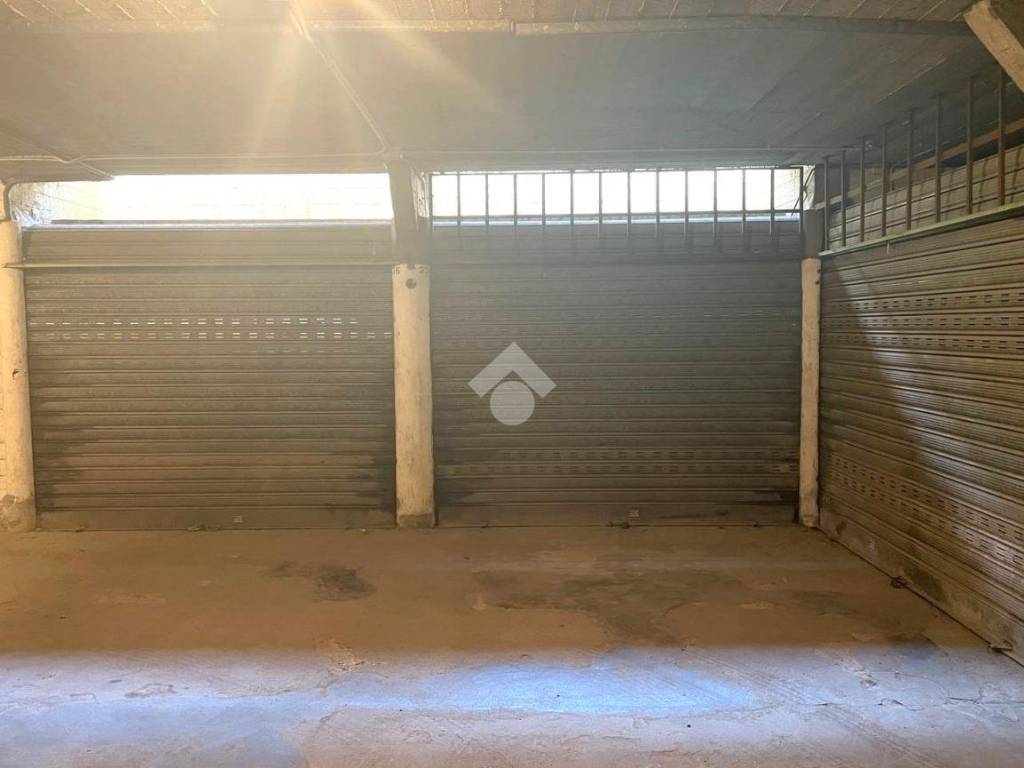 Box / garage a Bordighera in Via Giulio Cesare, 34 - Foto 5