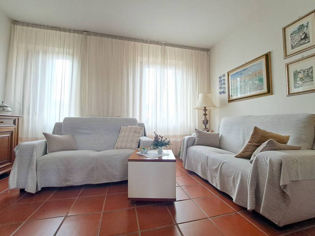 Appartamento a Lucca in Via della Chiesa XVIII - Foto 4