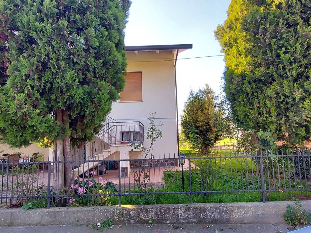 Villa a Cesenatico in Via Caduti di Tutte le Guerre, 13 - Foto 4