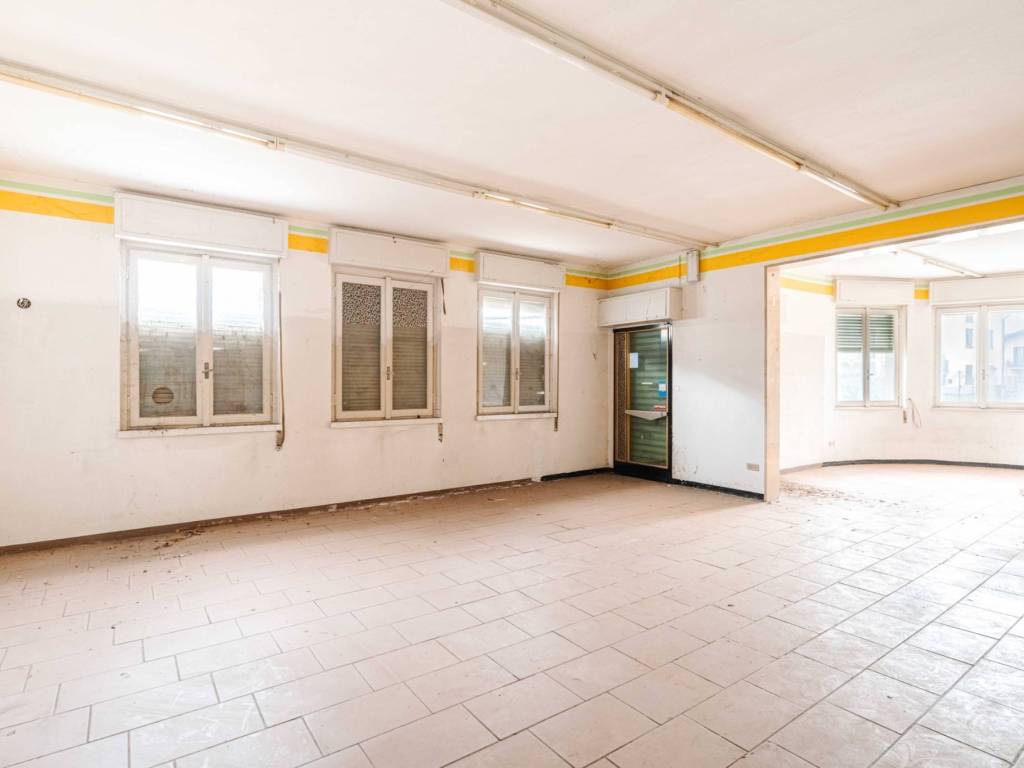 Casa indipendente a Gavirate in Via Oltrona - Foto 4