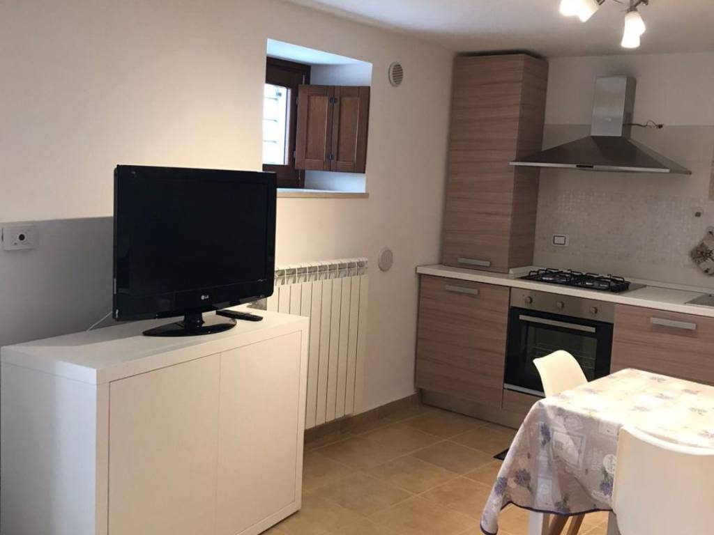 Casa indipendente a Rocca di cambio in Via della Canala - Foto 2