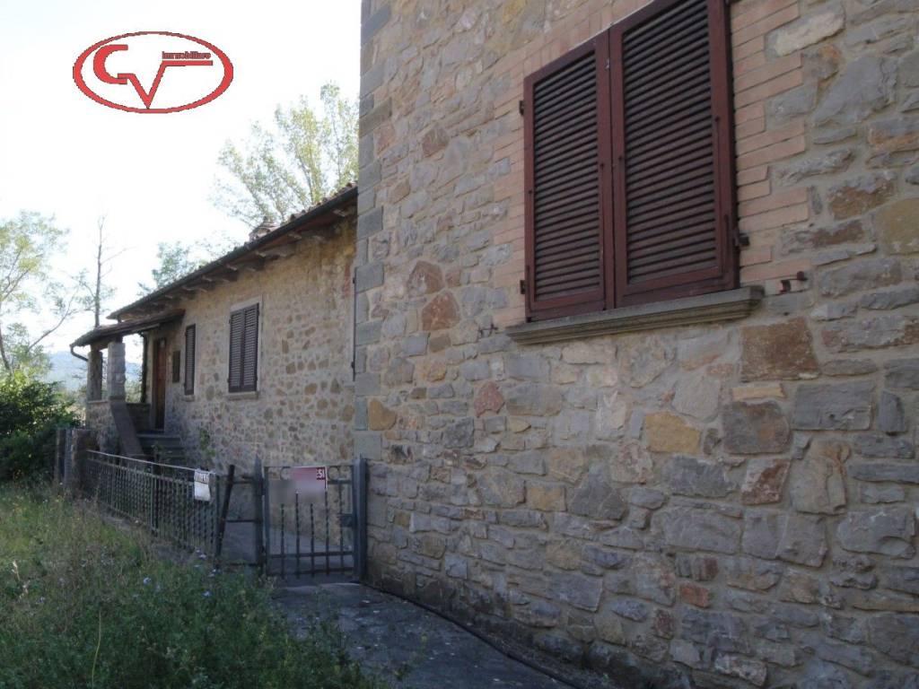 Casa indipendente a Bucine in Strada Vicinale del Molino - Foto 2