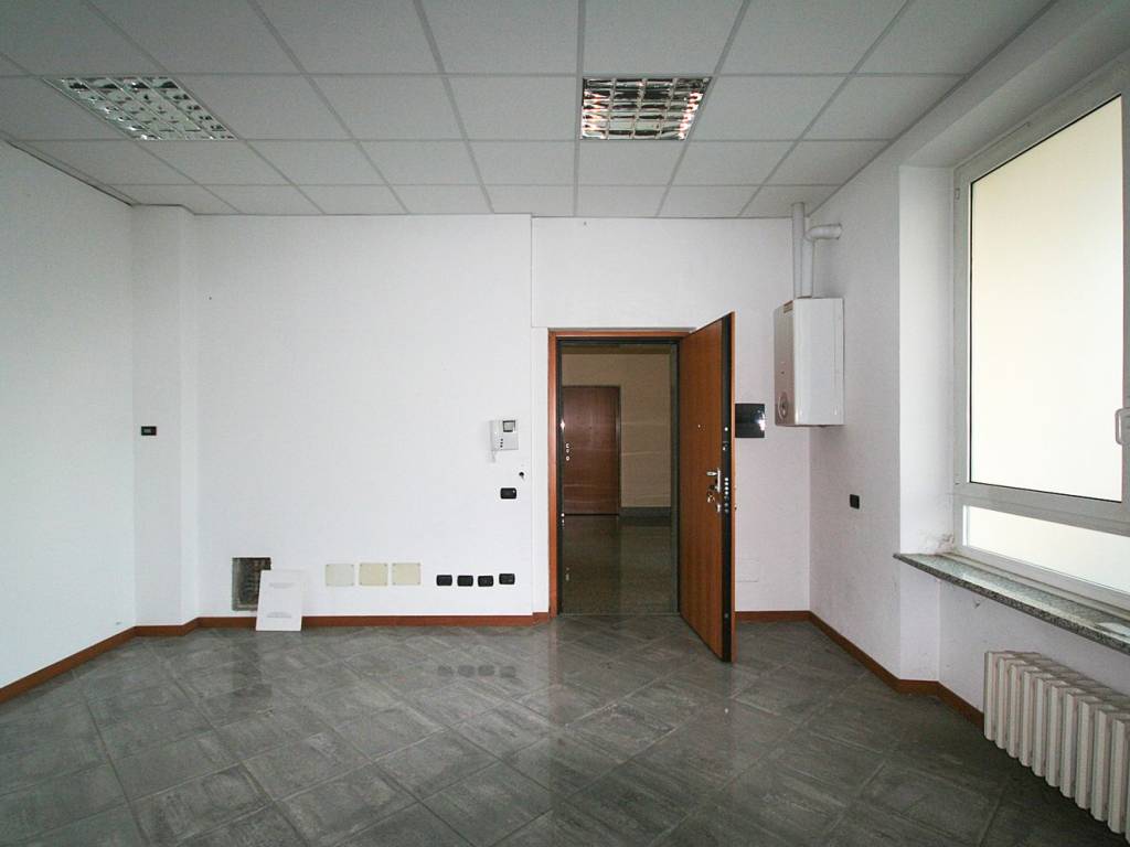 Immobile a Saronno in Via Annibale Guaragna - Foto 3