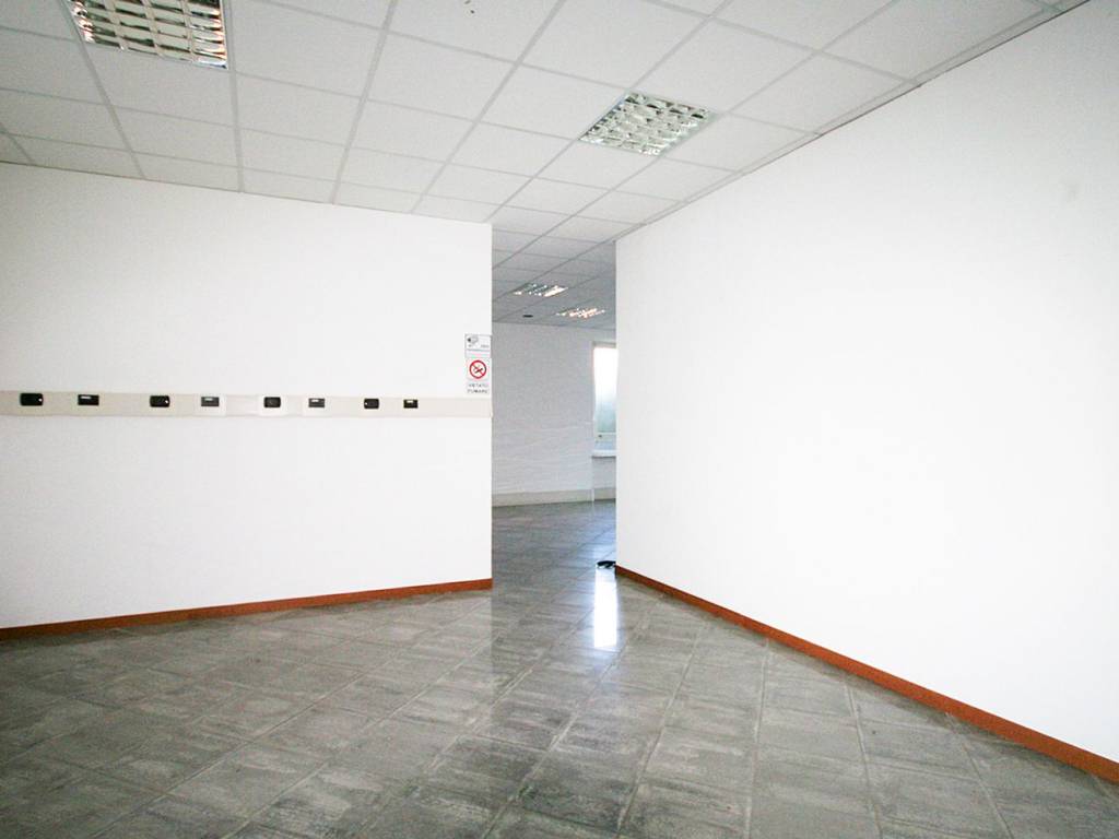 Immobile a Saronno in Via Annibale Guaragna - Foto 4
