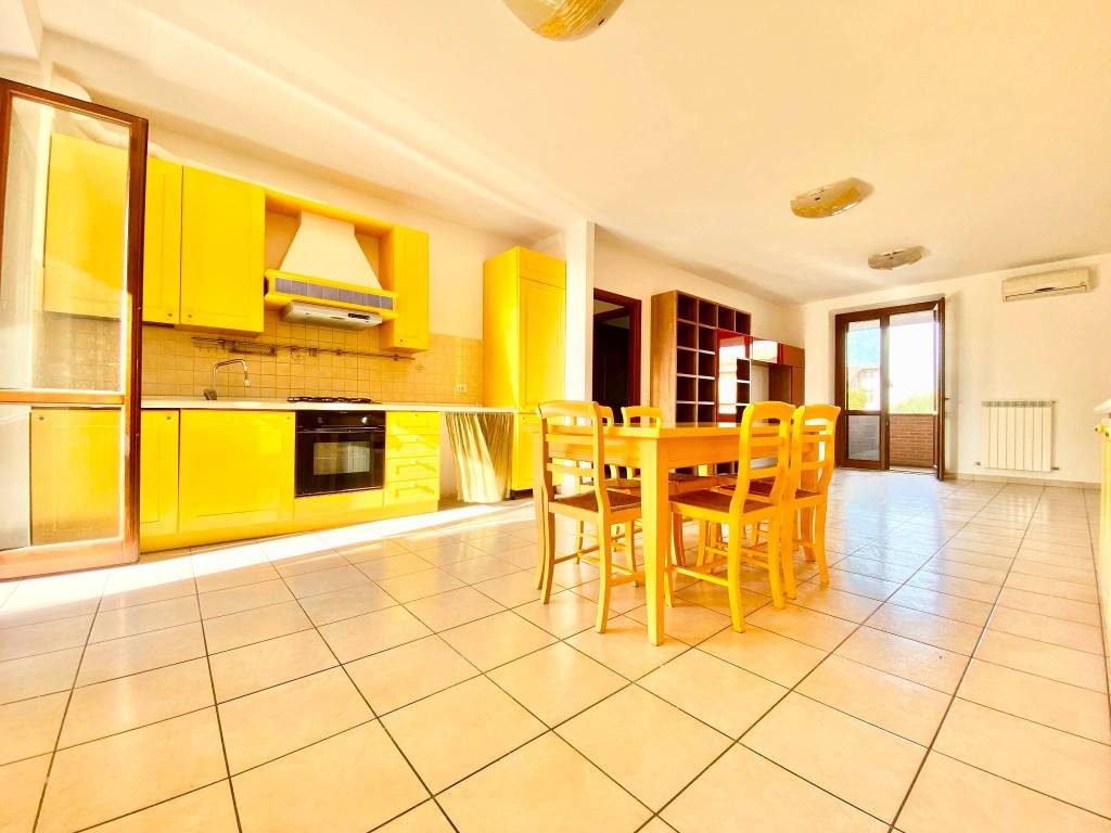 Appartamento a Castelfidardo in Via Carl Marx - Foto 2