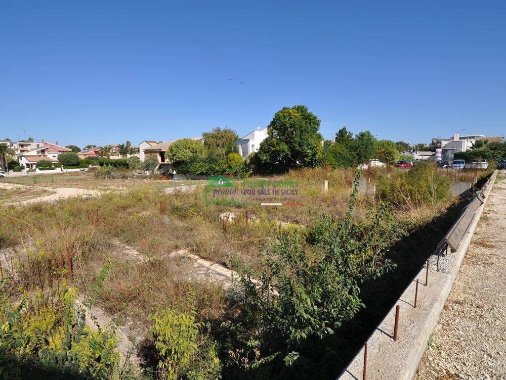 Terreno a Ragusa in Via Alberto Sordi - Foto 2