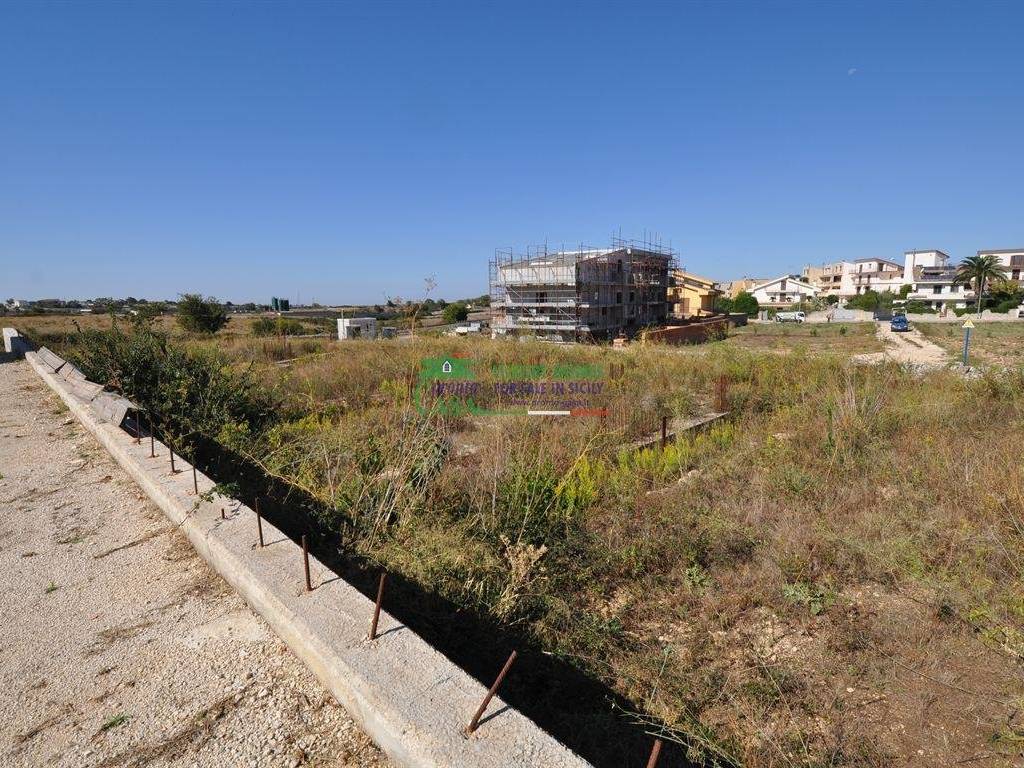 Terreno a Ragusa in Via Alberto Sordi - Foto 4