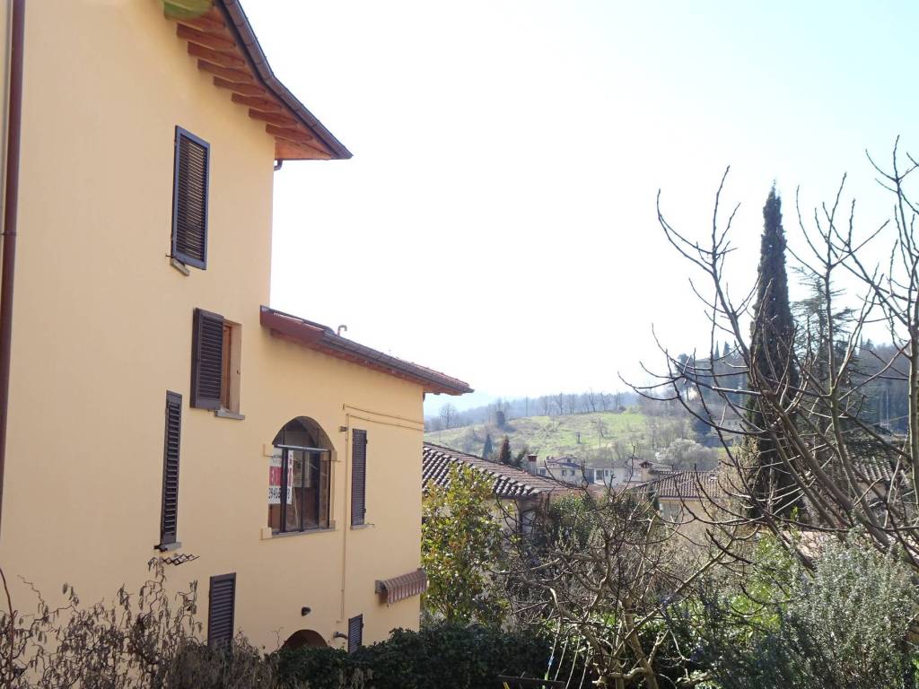Appartamento a Poppi in Via La Verna - Foto 2