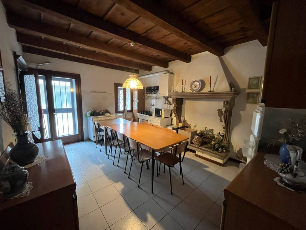 Casa indipendente a Belfiore in Via Roma - Foto 3