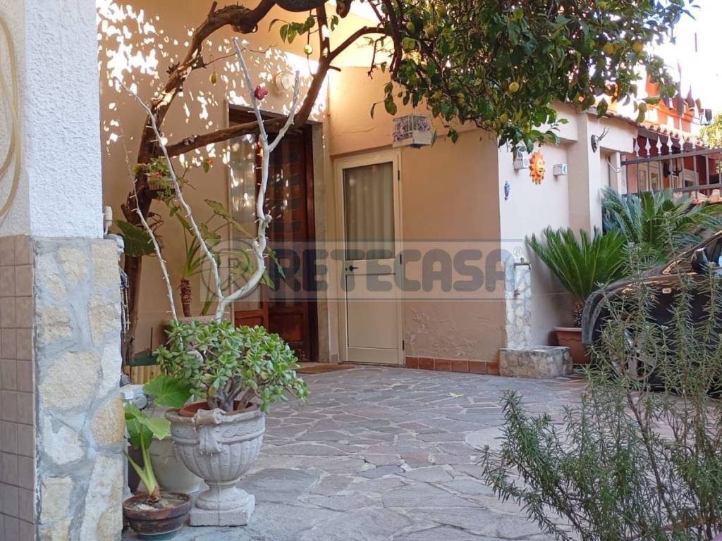 Casa indipendente a Marcianise in Via Raffaele Musone - Foto 5