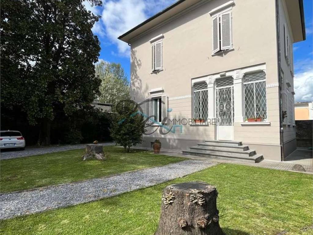 Villa a Lucca in Via delle ville prima - Foto 3
