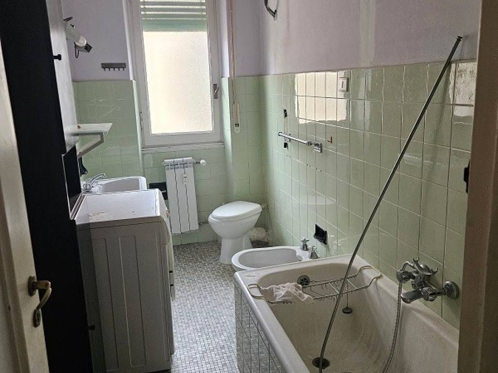 Appartamento a Genova in Via Fereggiano - Foto 4