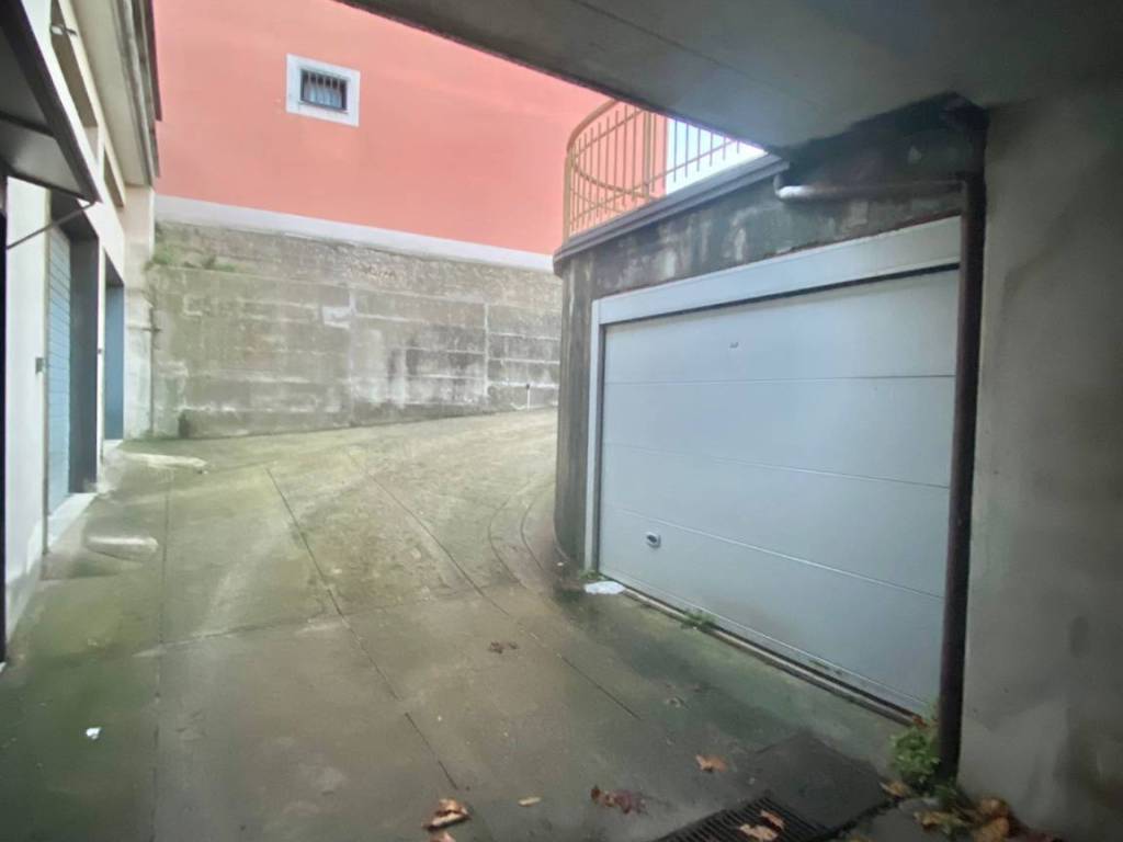 Box / garage a Atripalda in Via Francesco Scandone - Foto 4