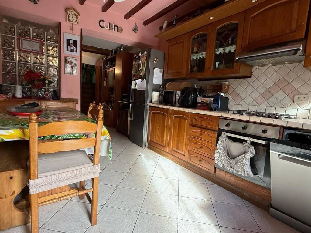 Casa indipendente a Cascina in Via IV Novembre, 57 - Foto 2