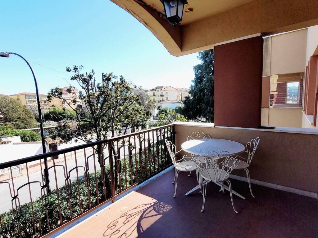 Appartamento a Diano marina in Via Villebone, 35 - Foto 3