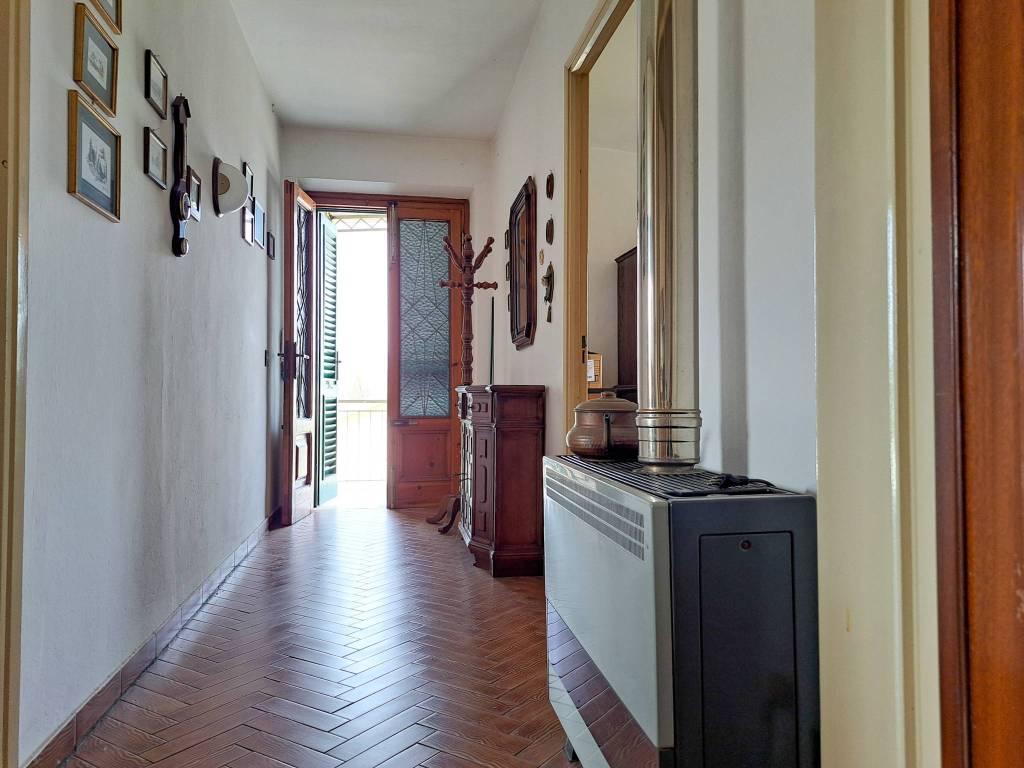 Appartamento a Lucca in Viale Giacomo Puccini Traversa 11 - Foto 4