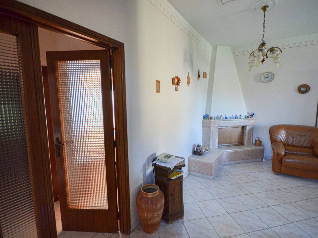 Casa indipendente a Fabro in Via Dante Alighieri - Foto 5