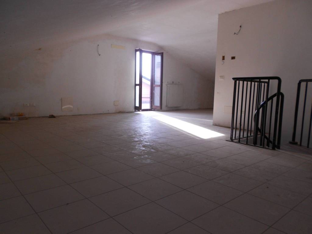 Appartamento a Pandino in Via Camillo Benso di Cavour - Foto 2