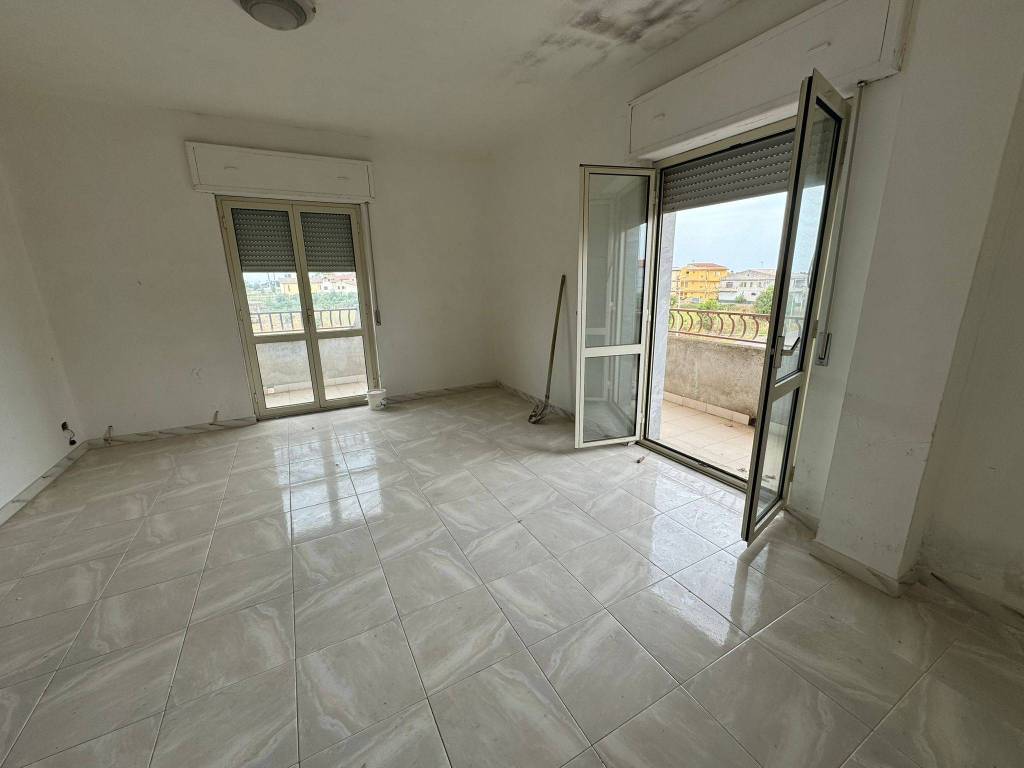 Appartamento a Isola di capo rizzuto in Via dei Gerani - Foto 2