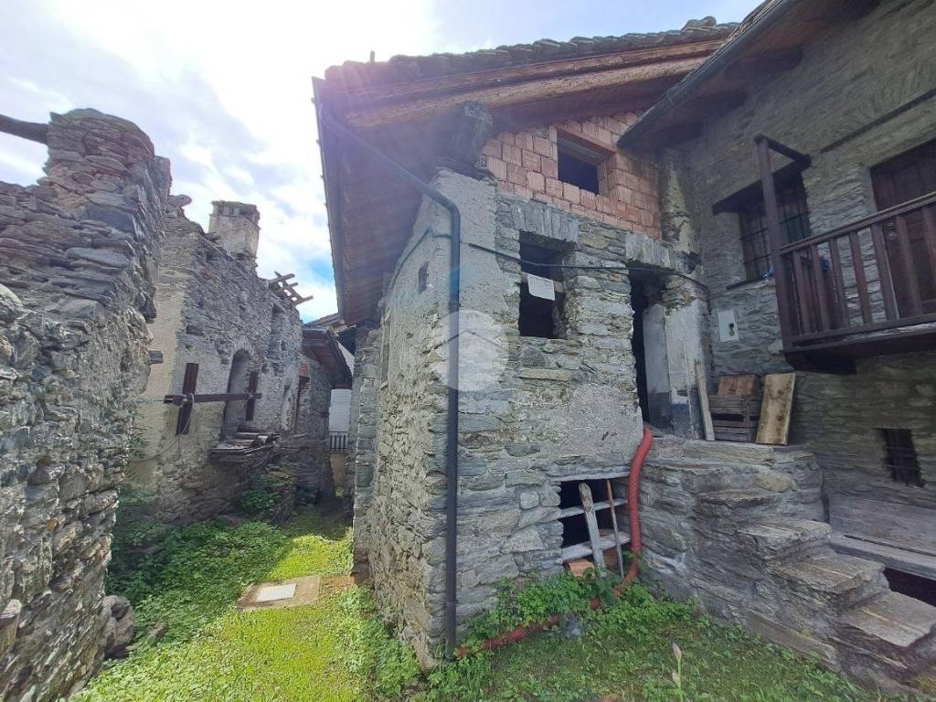 Rustico / casale a Aymavilles in frazione Sylvenoire - Foto 2