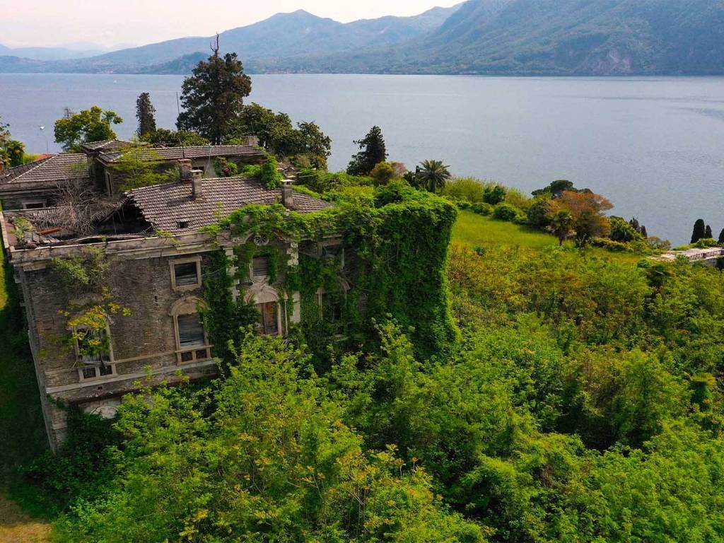 Villa a Verbania in Via Selasca - Foto 2
