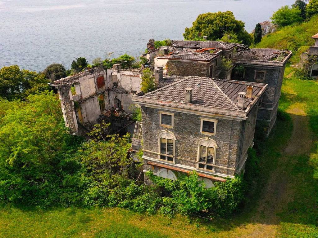 Villa a Verbania in Via Selasca - Foto 4