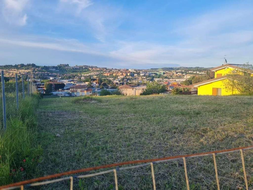 Terreno a Ancona - Foto 2