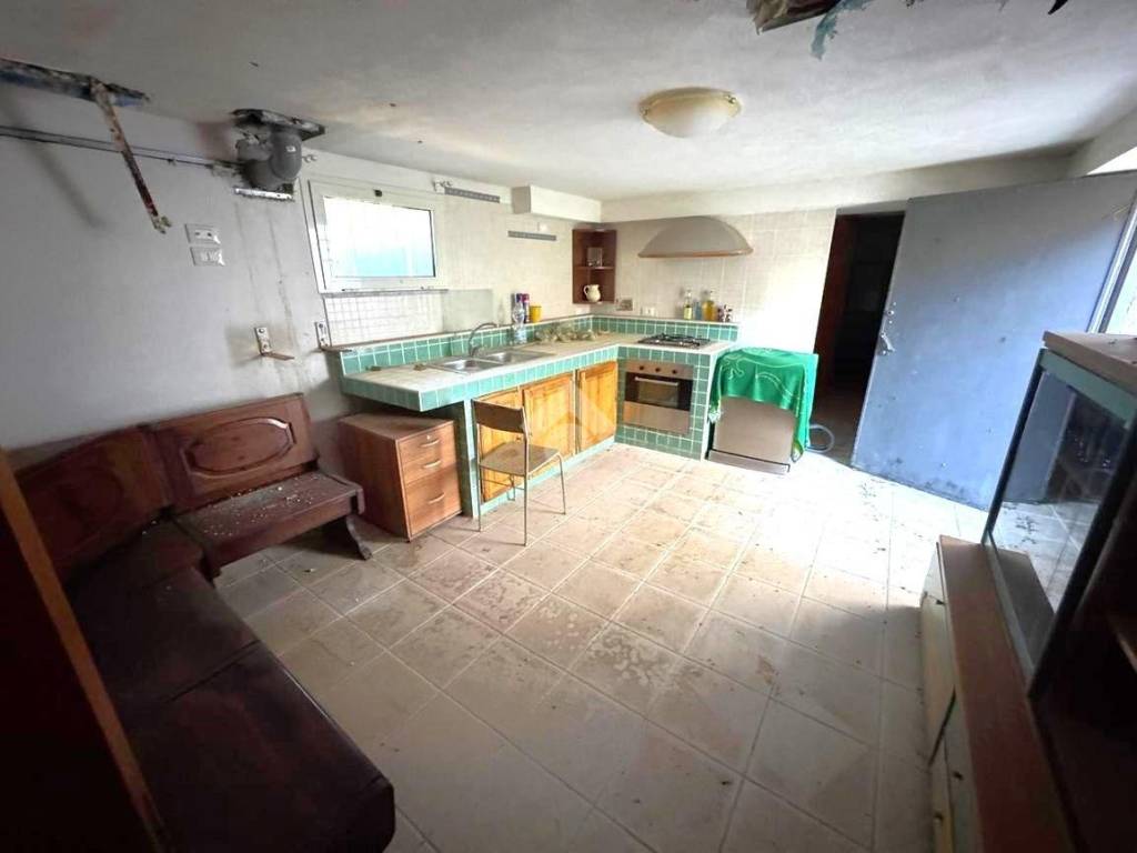 Casa indipendente a Avezzano in Via Napoli, 144 - Foto 3