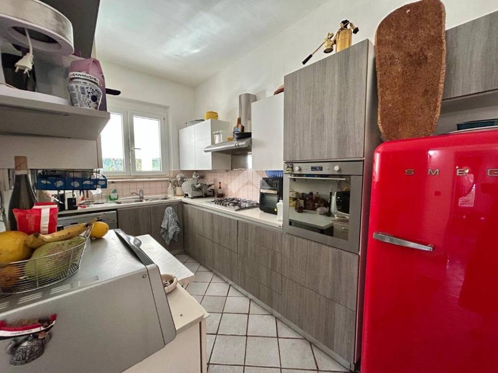 Villa a Follo in Via 2 giugno, 26 - Foto 3