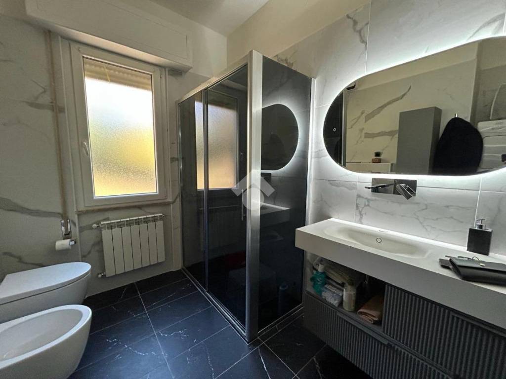 Villa a Follo in Via 2 giugno, 26 - Foto 5