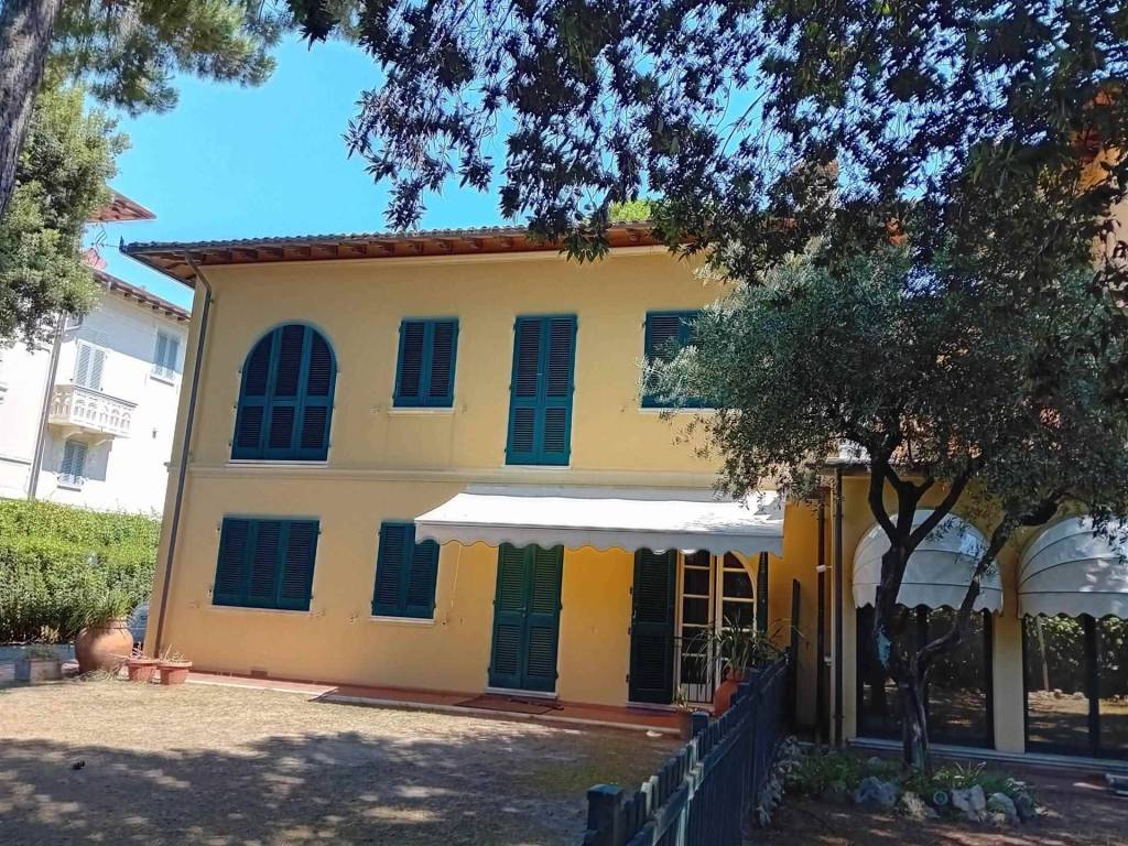 Villa a Pietrasanta in Viale Roma - Foto 5