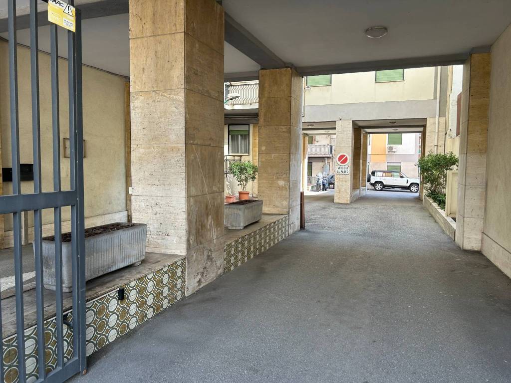 Appartamento a Messina in Via Consolare Valeria - Foto 3