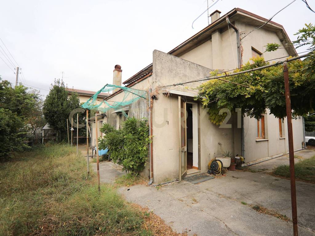 Villa a Sanguinetto in Via Giovanni XXIII, 35 - Foto 3