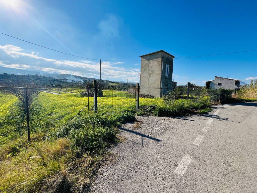 Terreno a Campofelice di roccella in SS113 - Foto 2