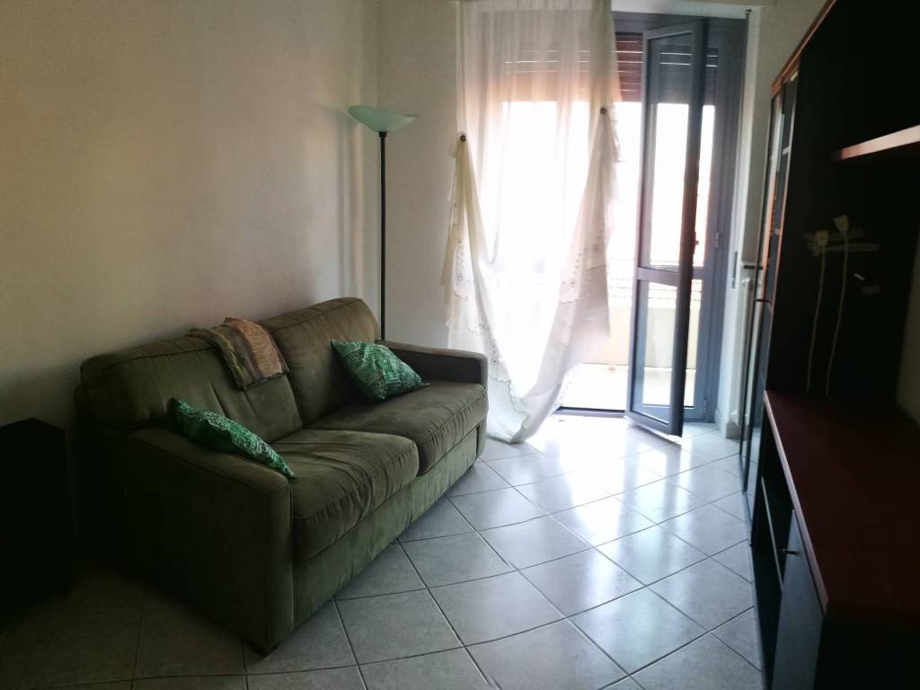 Appartamento a Asti in Via Edmondo De Amicis - Foto 4