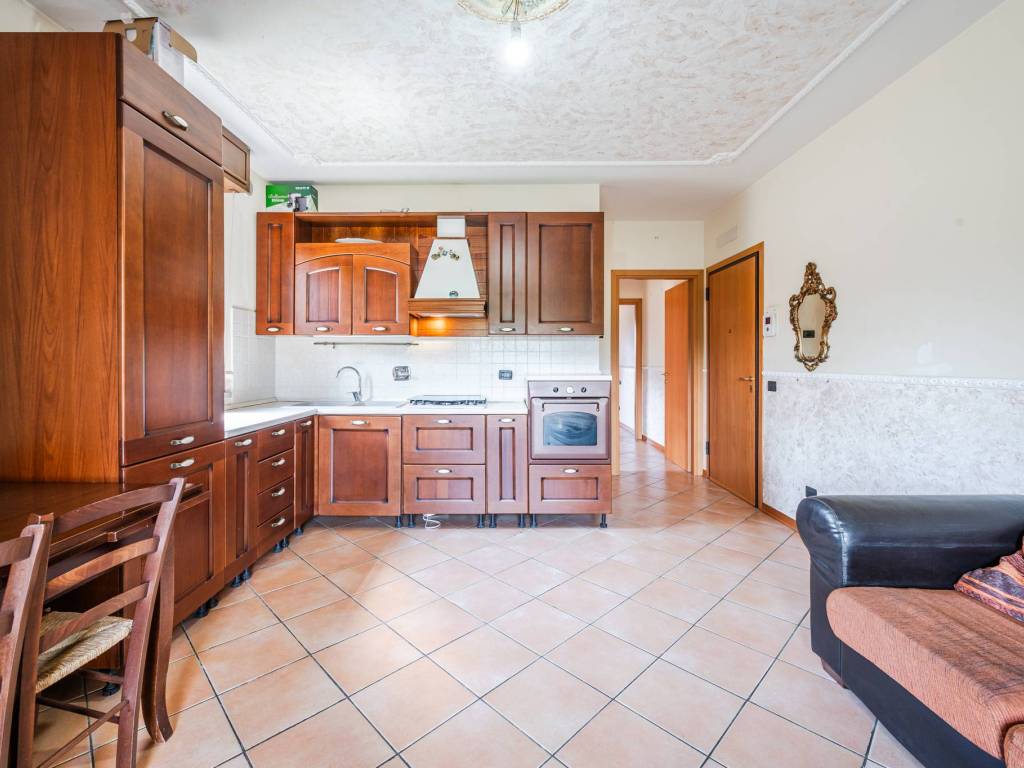 Appartamento a Reggio emilia in Via Cesare Campioli - Foto 5