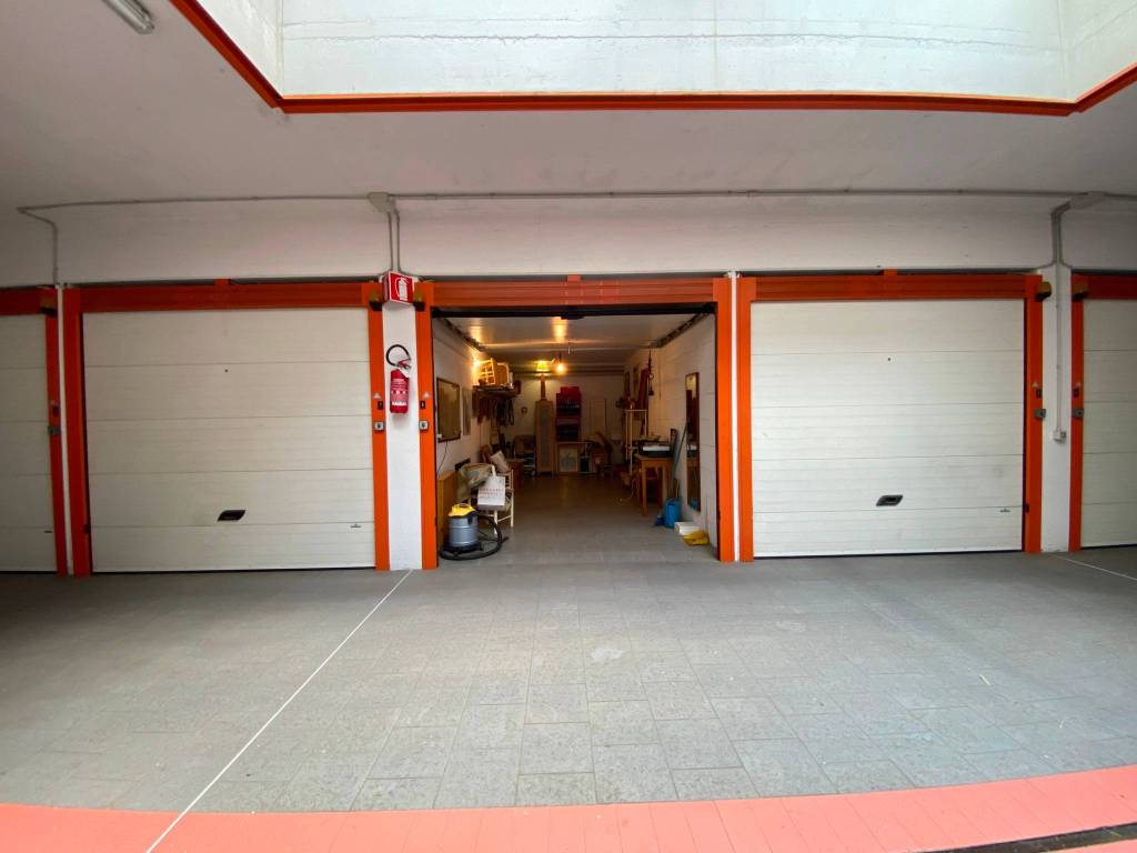 Box / garage a Firenze in Via del Gelsomino - Foto 5