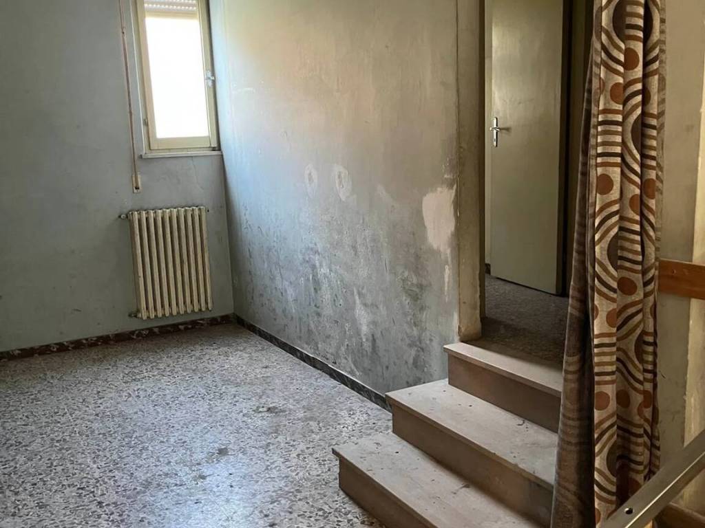 Appartamento a Fermignano in Via Bocca Trabaria Sud, 29 - Foto 4