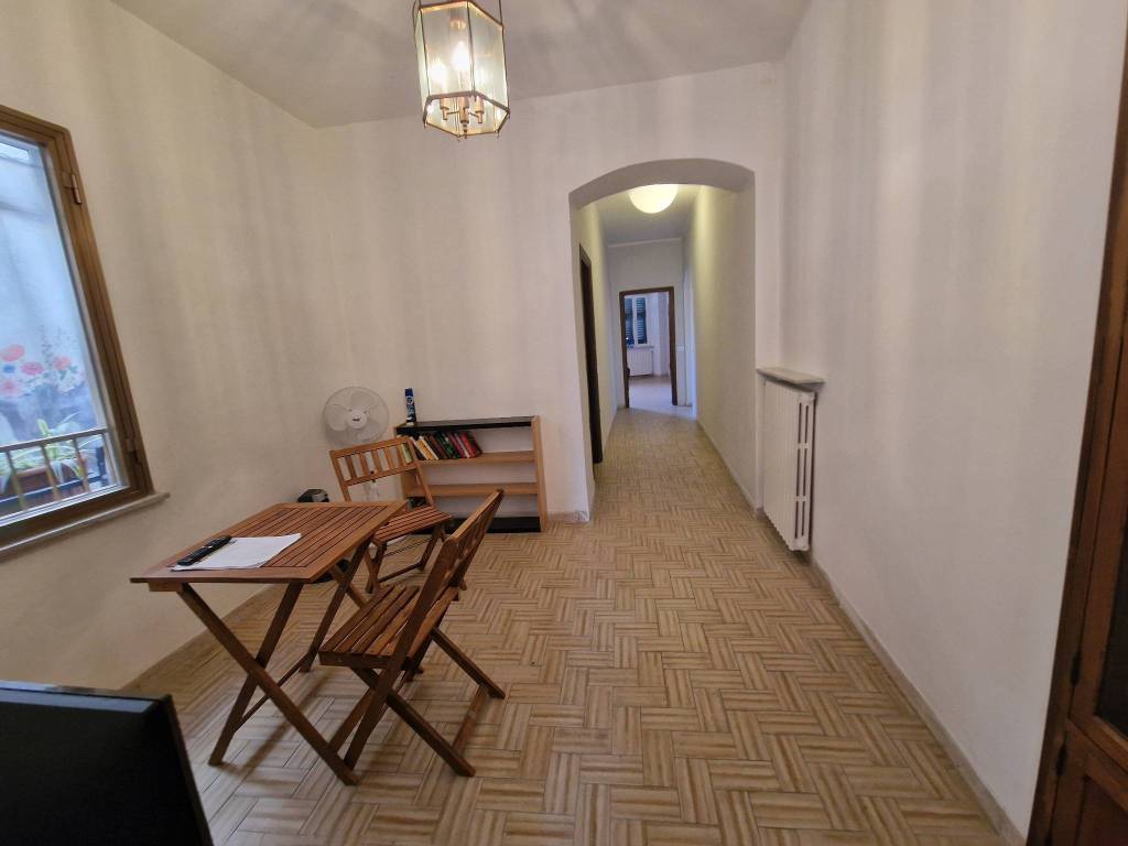 Appartamento a Sarzana in Via Giuseppe Mazzini - Foto 4