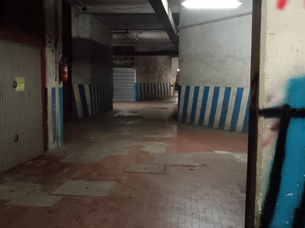 Box / garage a Roma in Viale Alessandrino - Foto 1