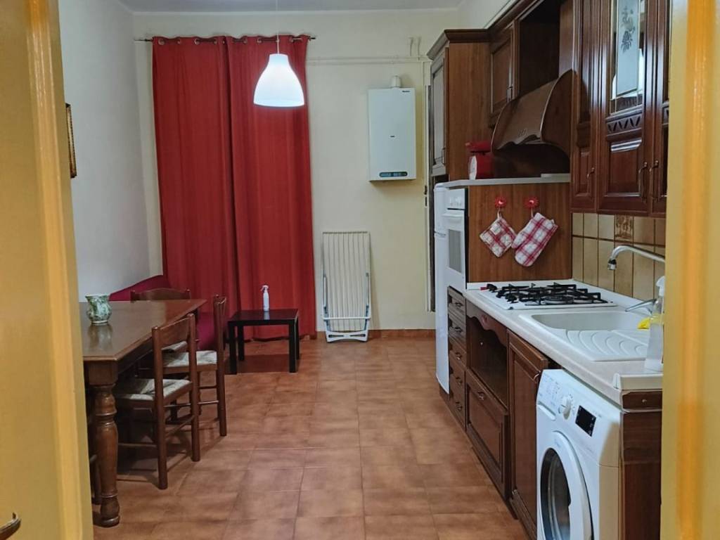 Appartamento a Ronciglione in Via Giuseppe Garibaldi, 21 - Foto 3
